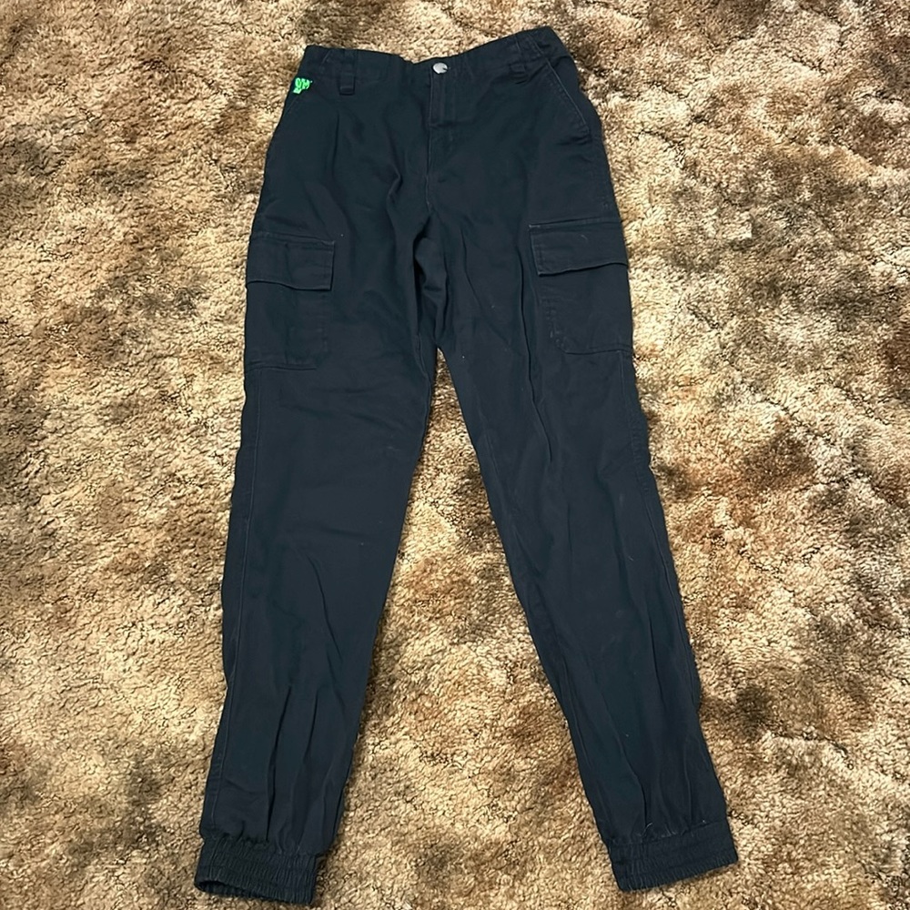 black empyre cargo pants, size xs